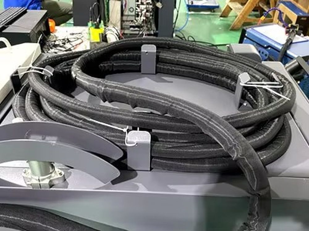 1KW 2KW 3KW 산업용 제거 레이저 세척기, 철  - Industrial Laser Rust Removal Machine Price 리뷰 및 가격